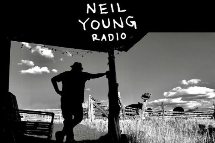 Neil Young Radio Returns Exclusively to SiriusXM