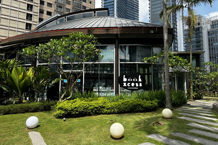 Quiet in the city: BookXcess The Rooftop opens at The Gardens Mall