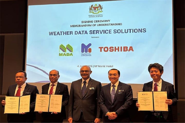 Toshiba Signs MOU to Explore Use of Weather Data Service in Malaysia’s Smart Farming Flagship Project Toshiba Signs MOU to Explore Use of Weather Data Service in Malaysia’s Smart Farming Flagship Project